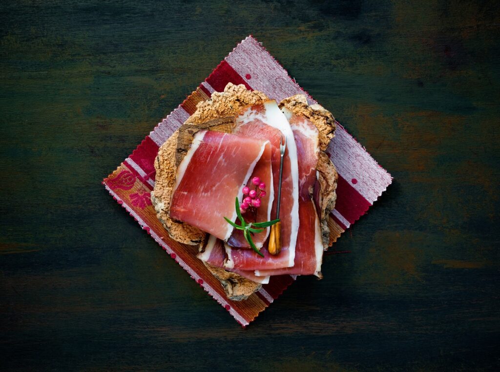 Speck-trentino-alto-adige-Segata-Salumi